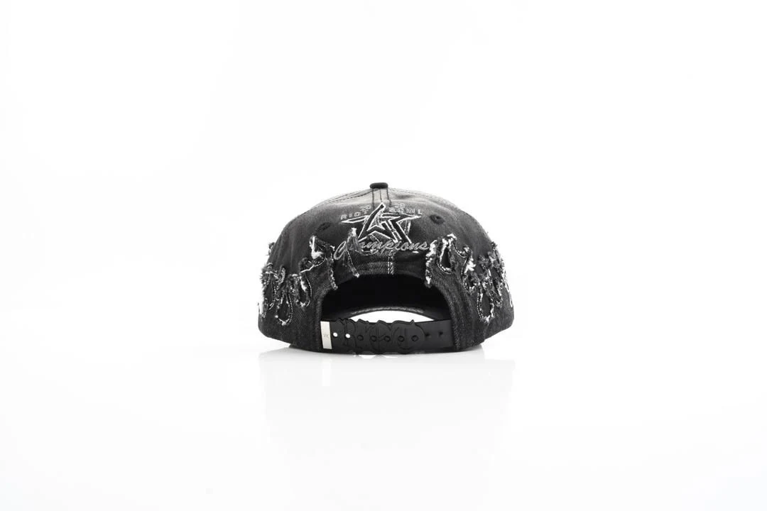 Wknd Riot Skull Snapback Hat - Distressed Black - Image 3