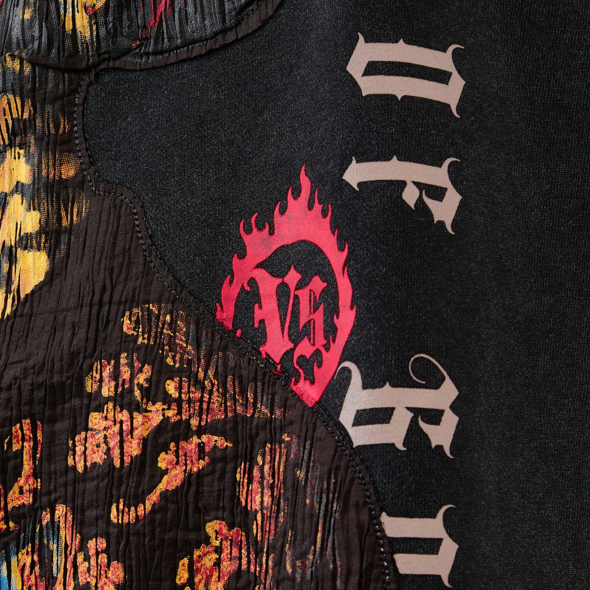 Copper Rivet Skull T-Shirt - Boxy Fit - Image 4