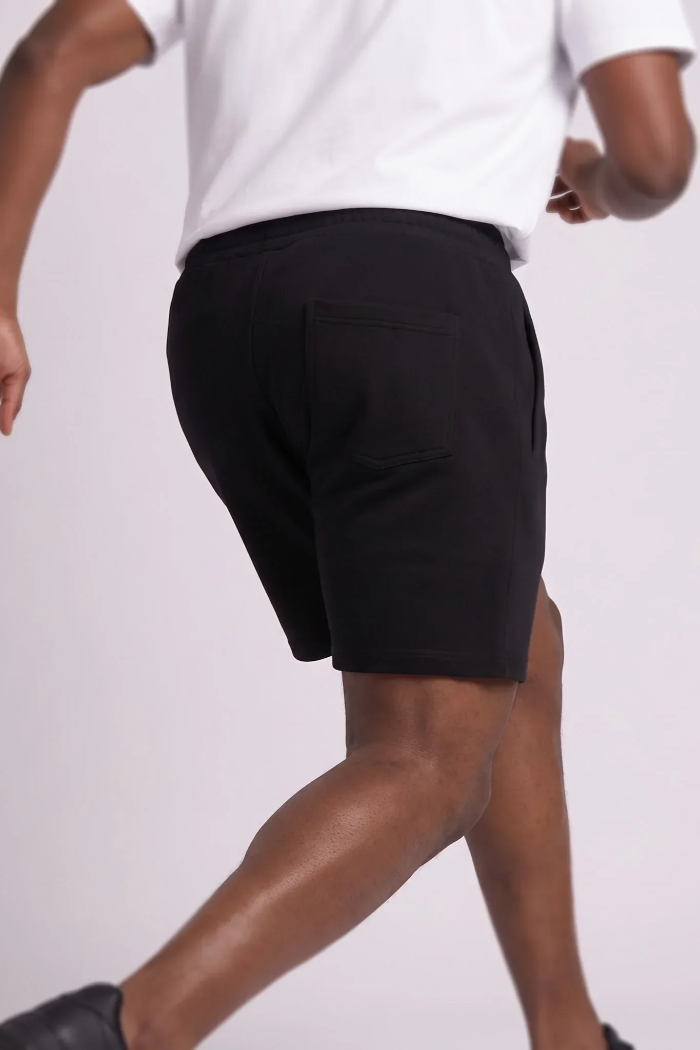 6Th Nbrhd Men's Shorts Black - Image 4
