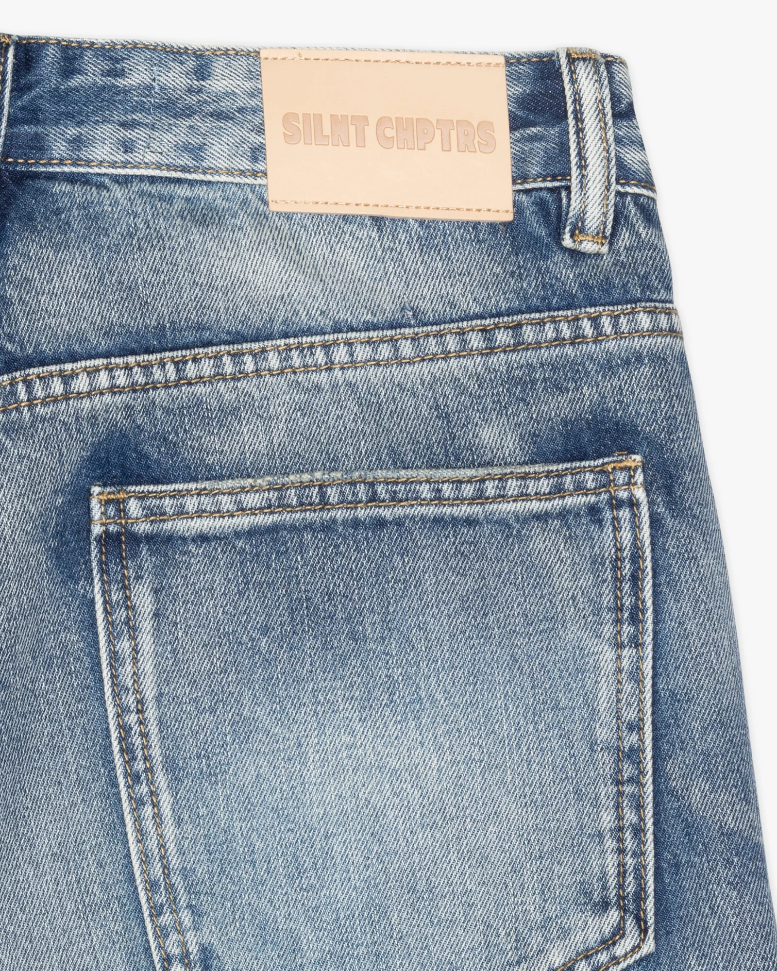 Silnt Chptrs Jeans - Light Wash - Image 6