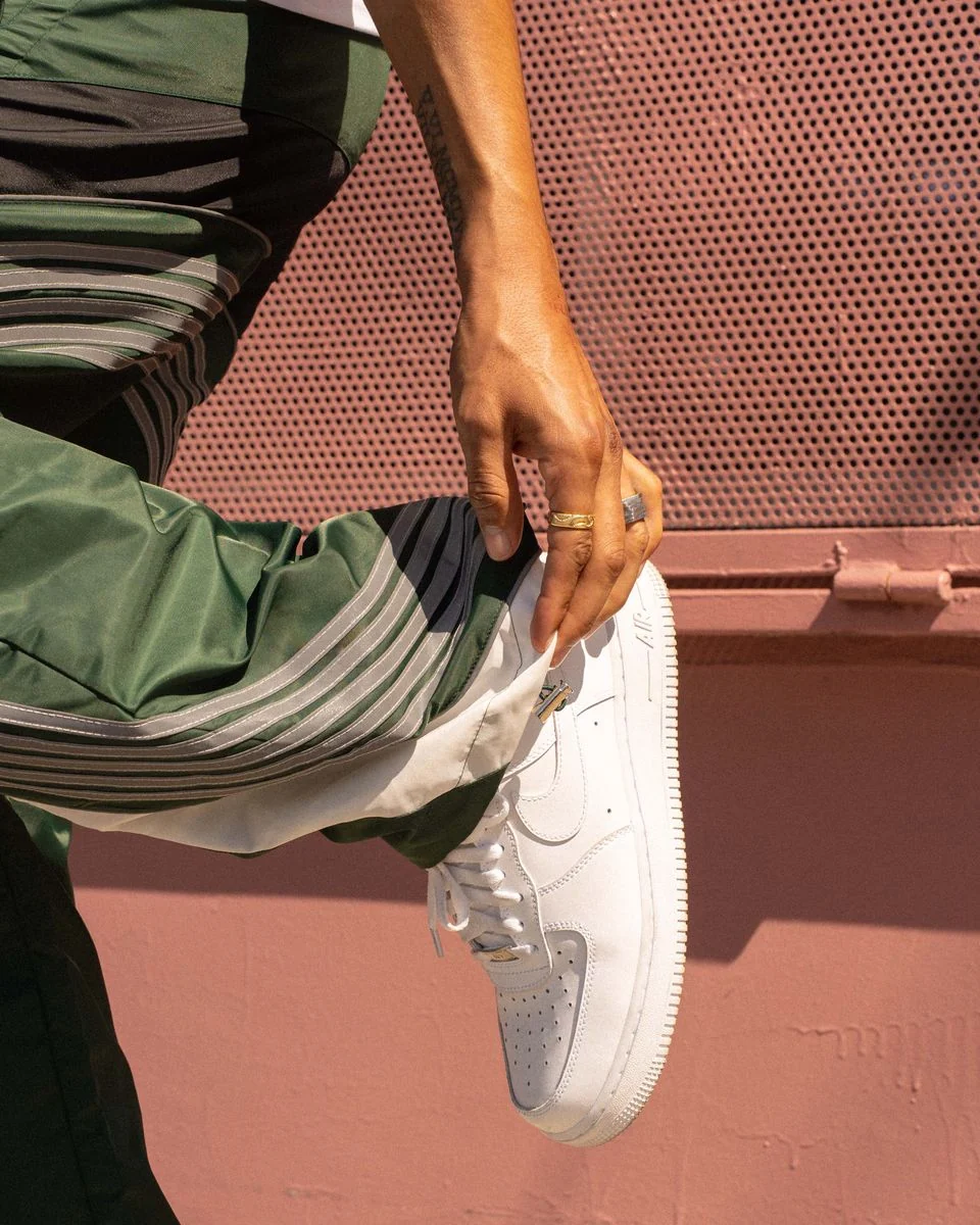 Eptm Wave Track Pants - Contrast Paneling - Image 9