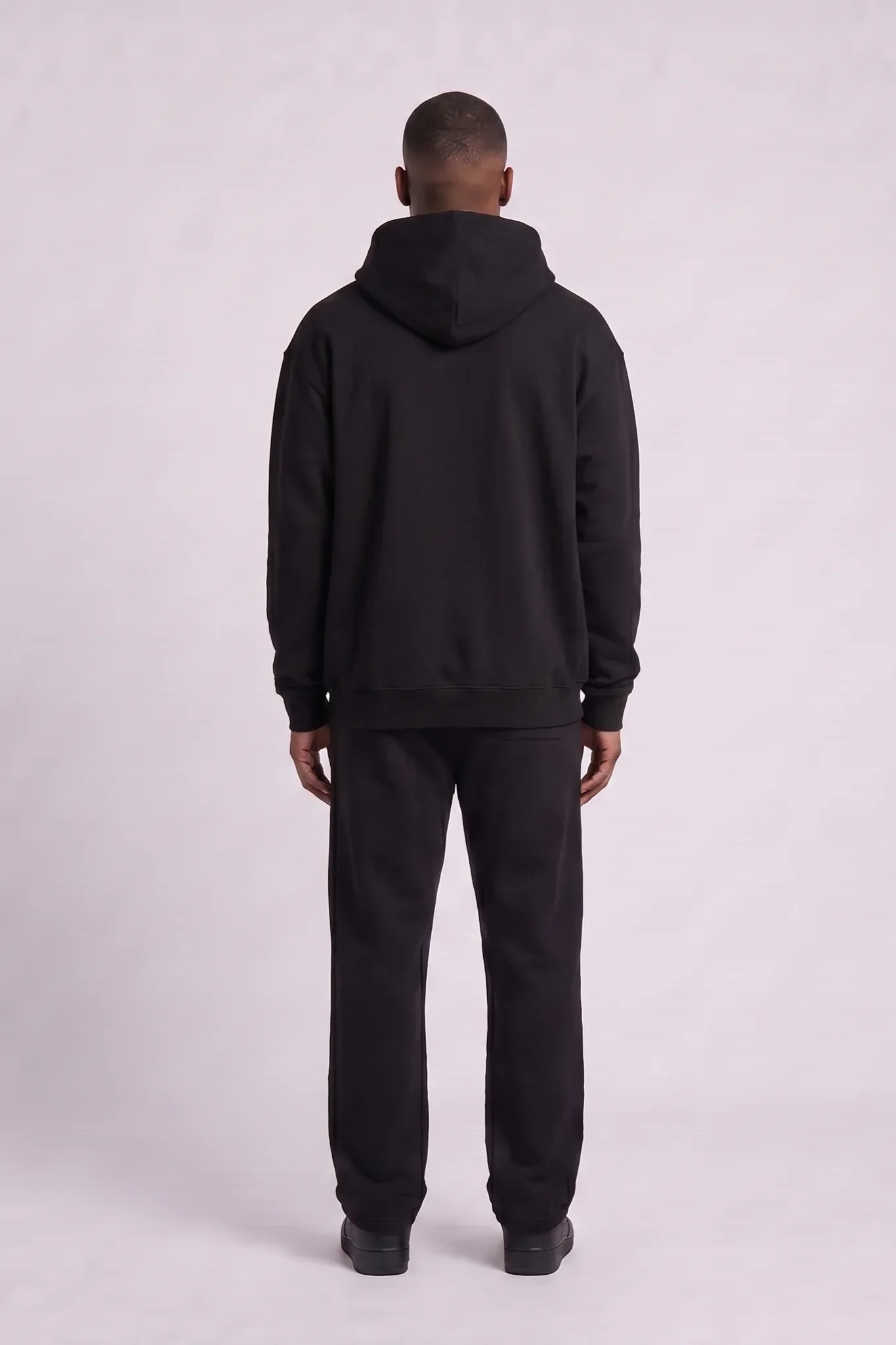 6Thneighborhood Esntl Hoodie - Oversized Black - Image 6