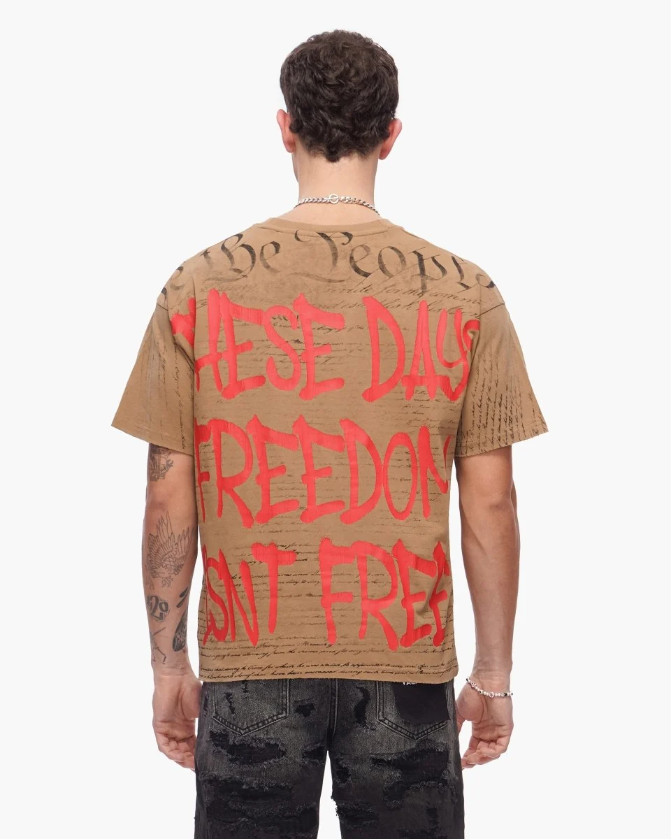 Valabasas Freedom T-Shirt - Oversized Graphic Khaki - Image 9