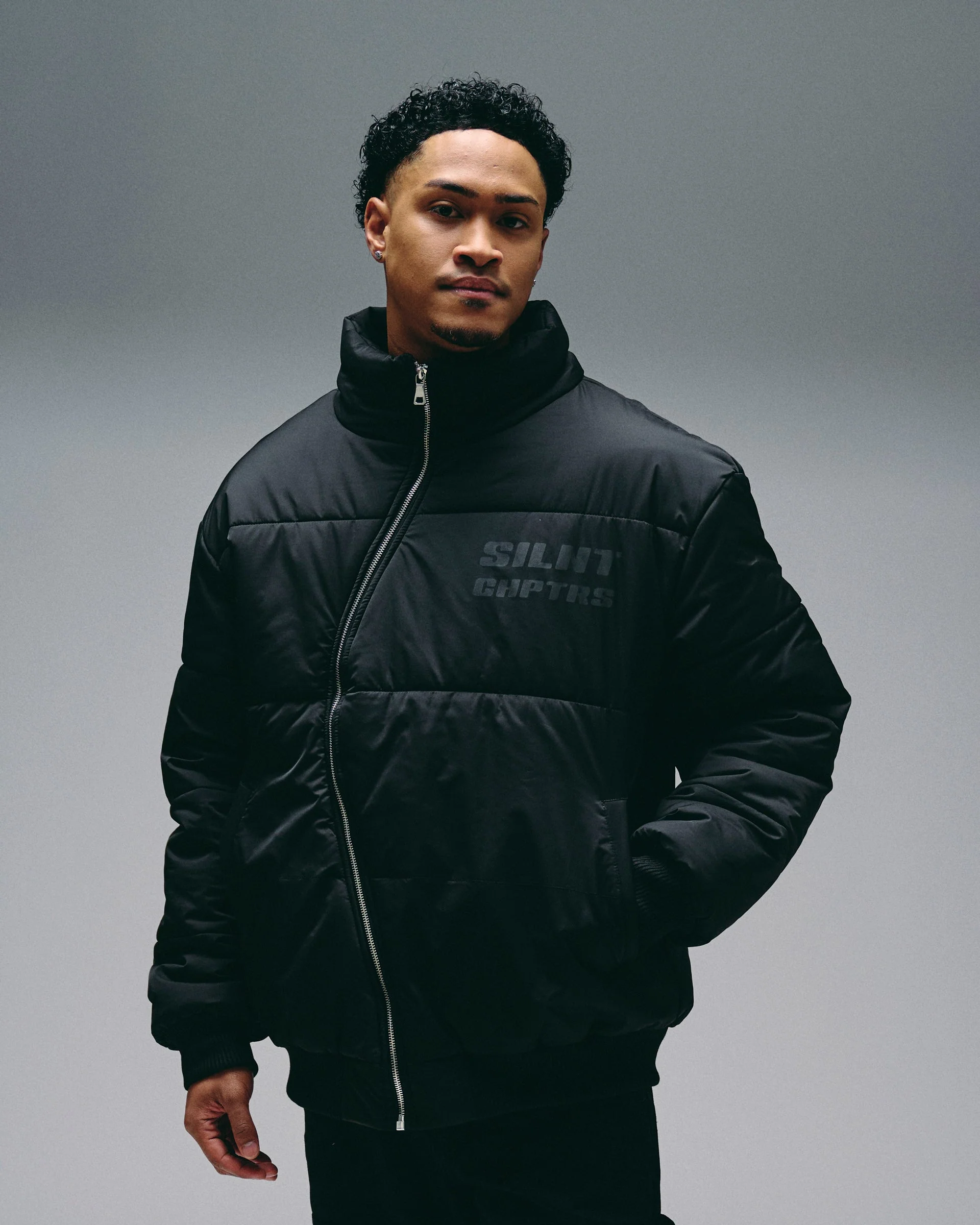 Silnt Chptrs Asymmetrical Puffer Jacket - Quilted Black - Image 10