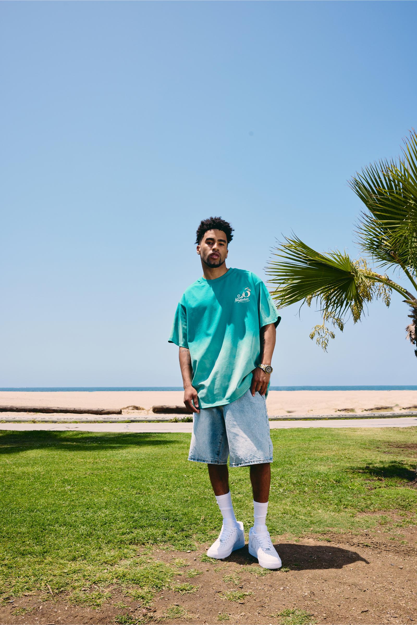 6Th Nbrhd Paradise Men's T-Shirt Aqua - Image 6