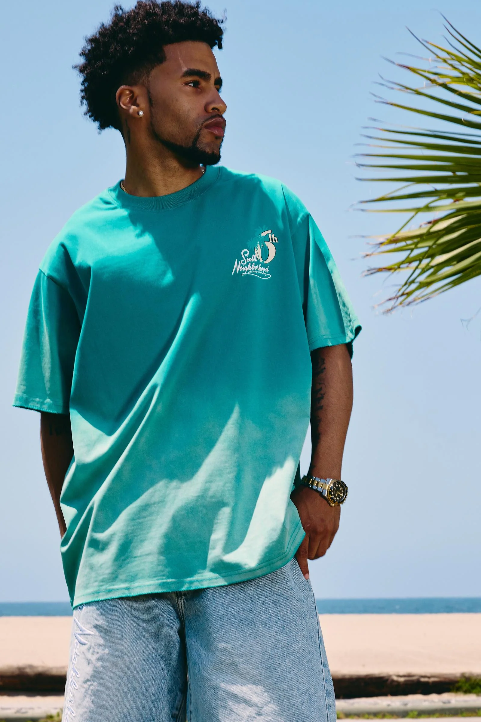 6Th Nbrhd Paradise Men's T-Shirt Aqua - Image 9