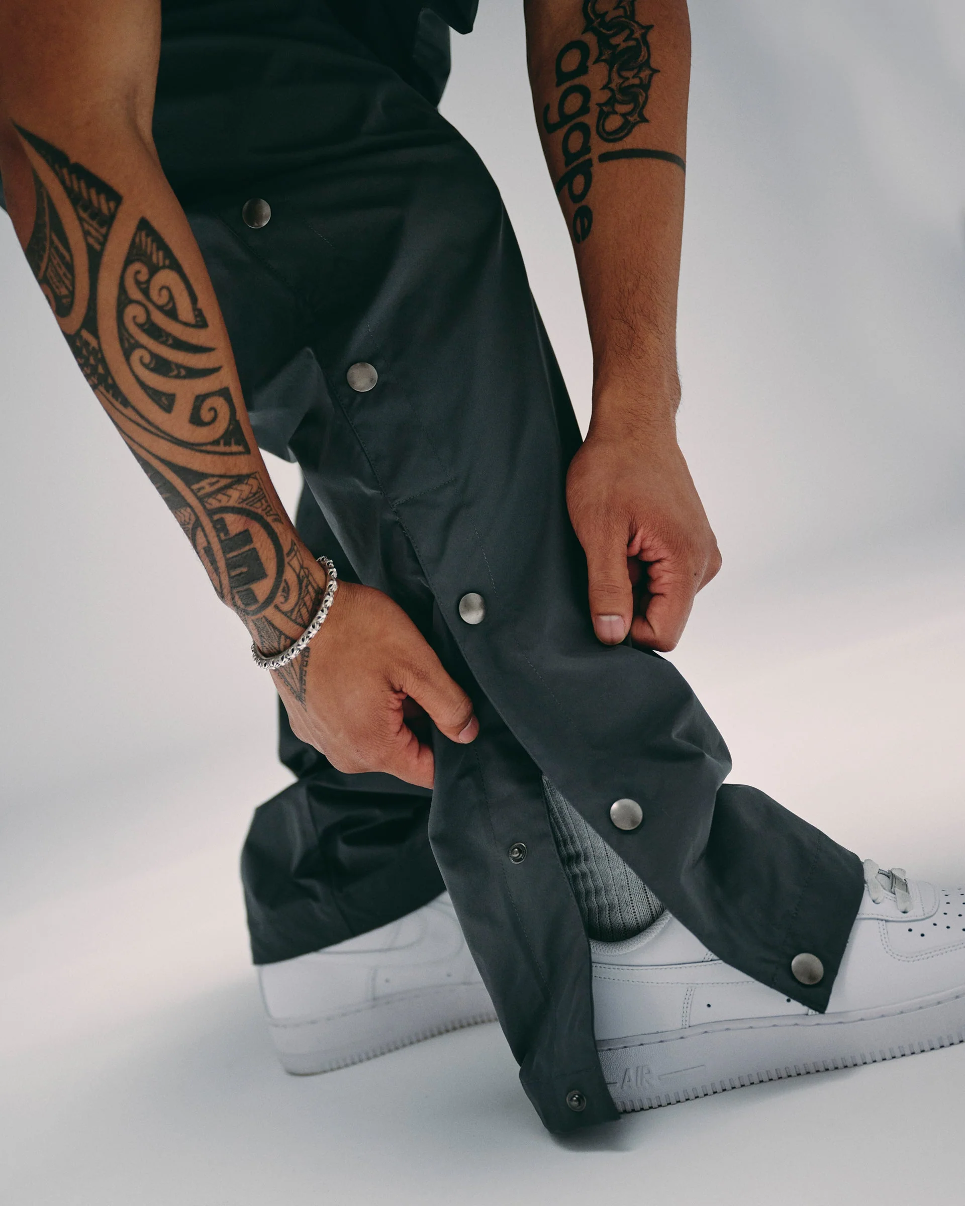 Silnt Chptrs Phoenix Sweatpants Grey - Image 3