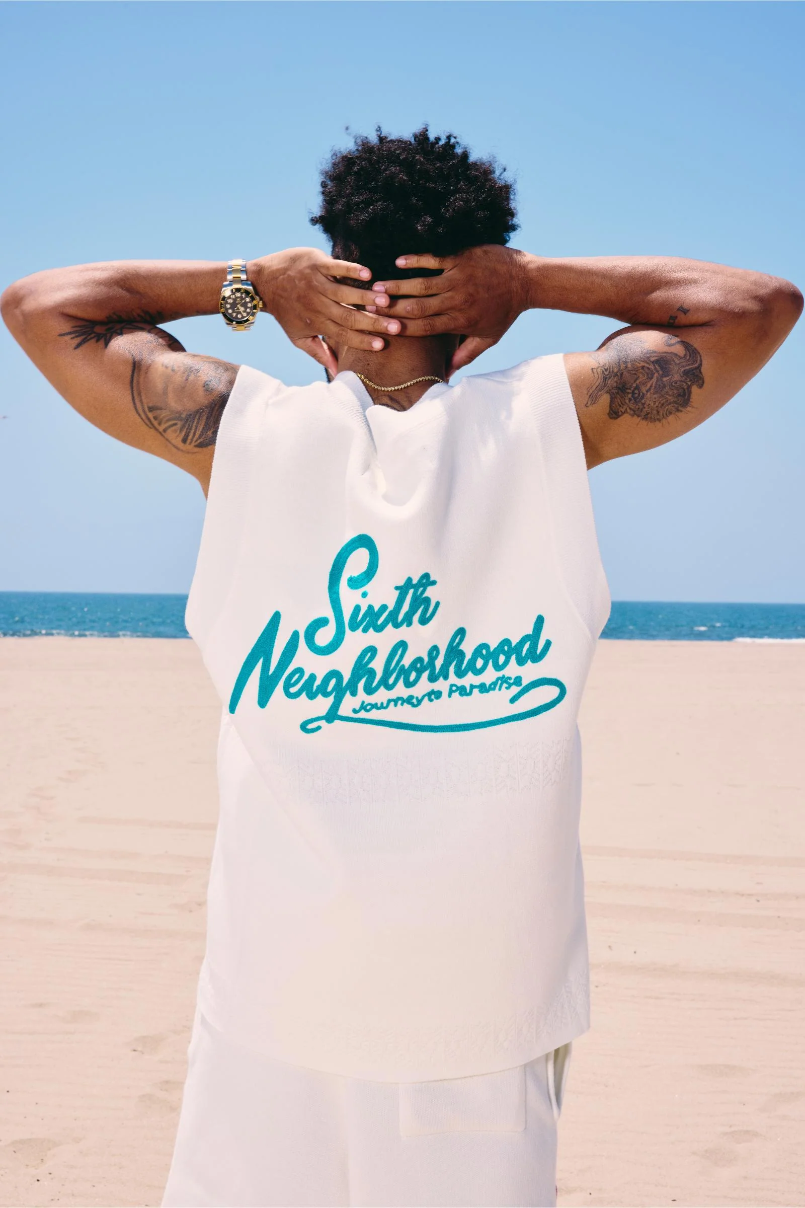 6Th Nbrhd Reef Men's Vest Cream - Image 4
