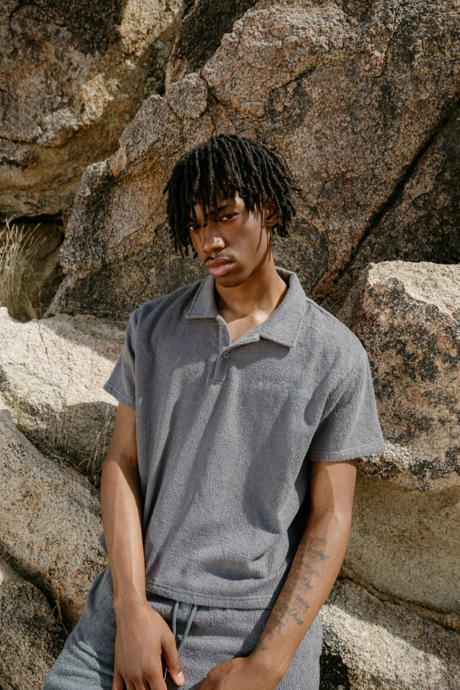 Silnt Chptrs Terry Polo Shirt - Embroidered Grey - Image 4