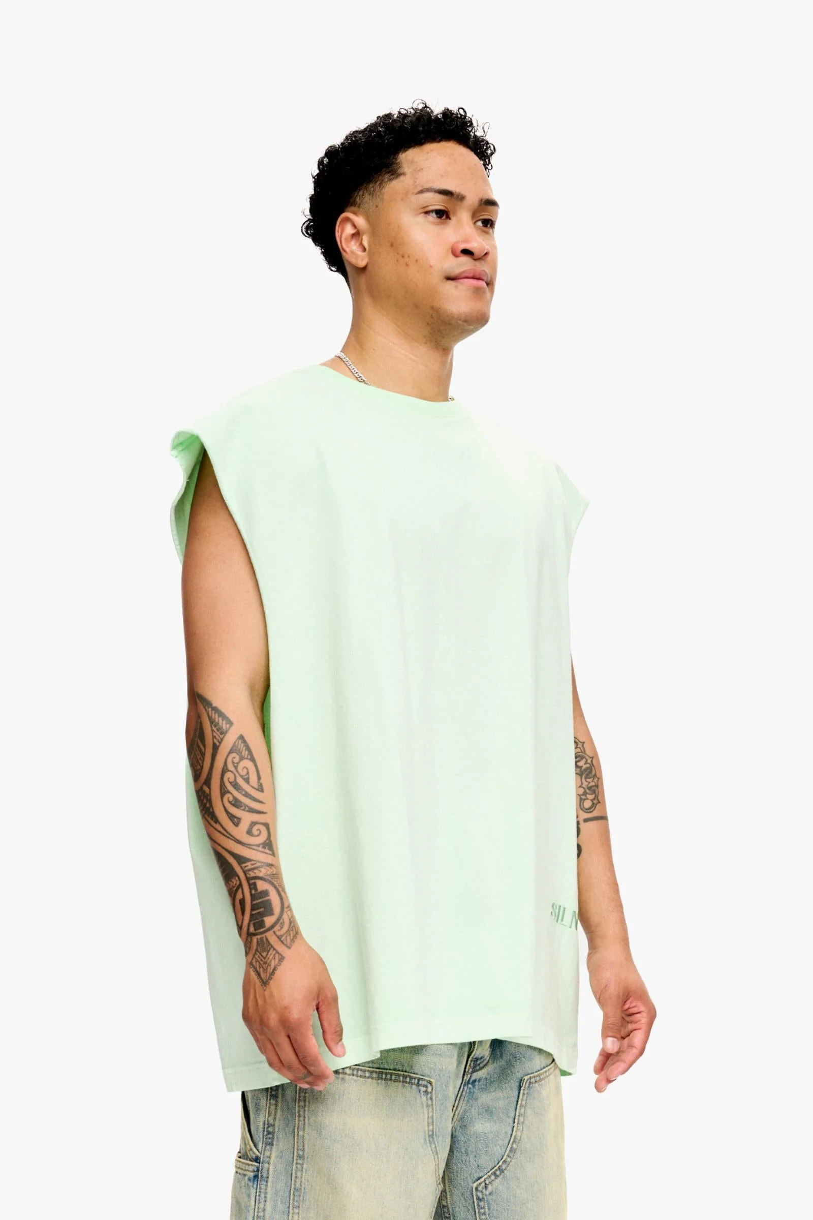 Silnt Chptrs Raw T-Shirt - Sleeveless Green - Image 2