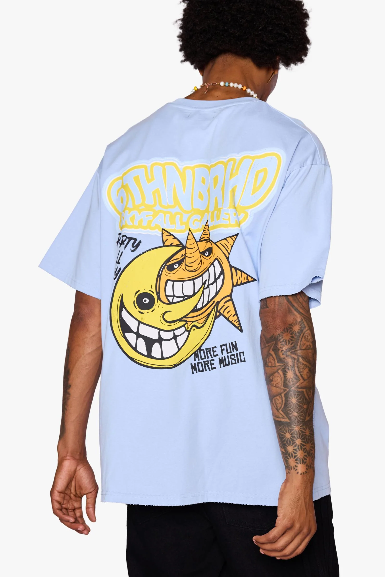 6Th Nbrhd Skyfall Men's T-Shirt Sky - Image 3