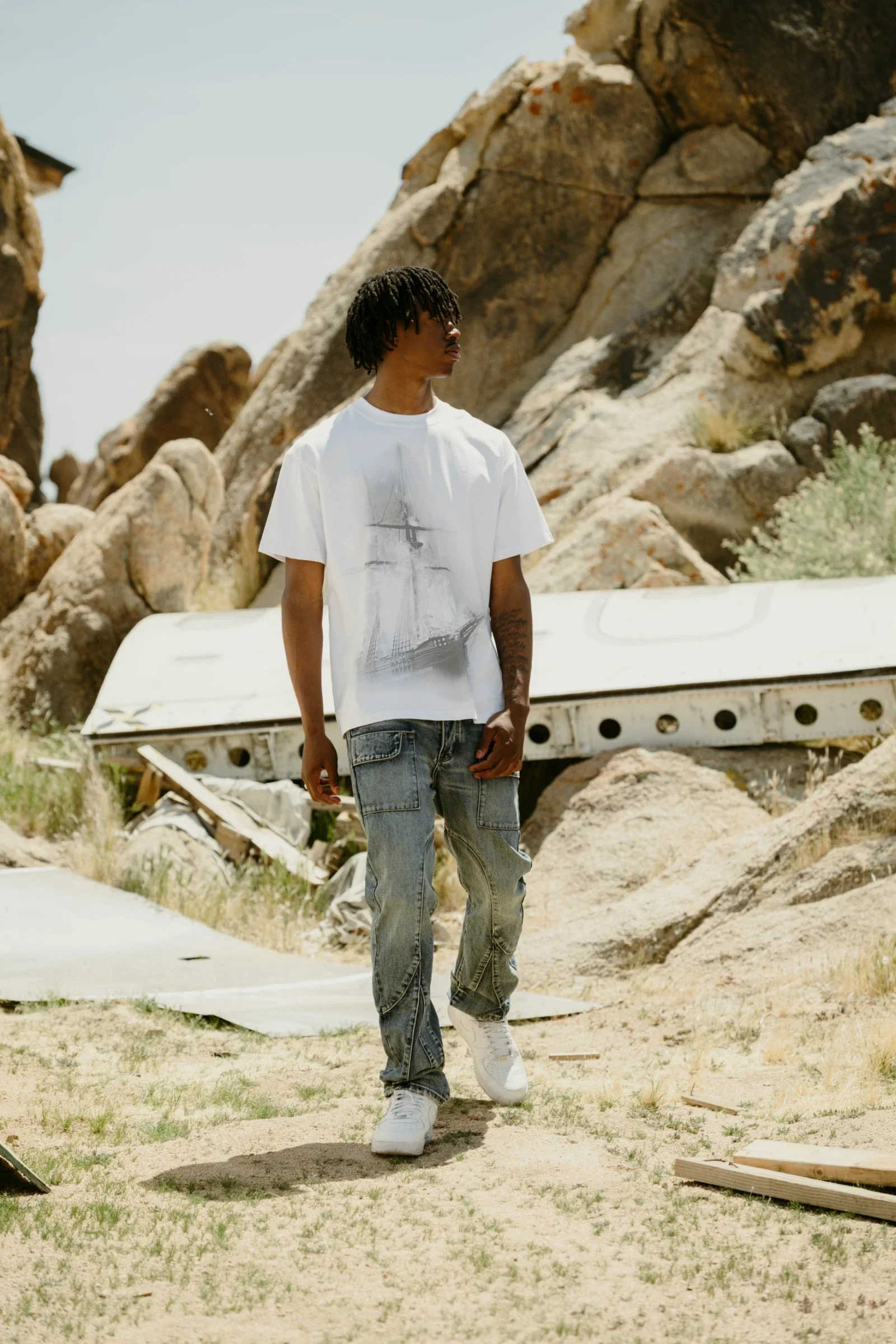 Silnt Chptrs Ship Tee - Oversized Graphic White - Image 4