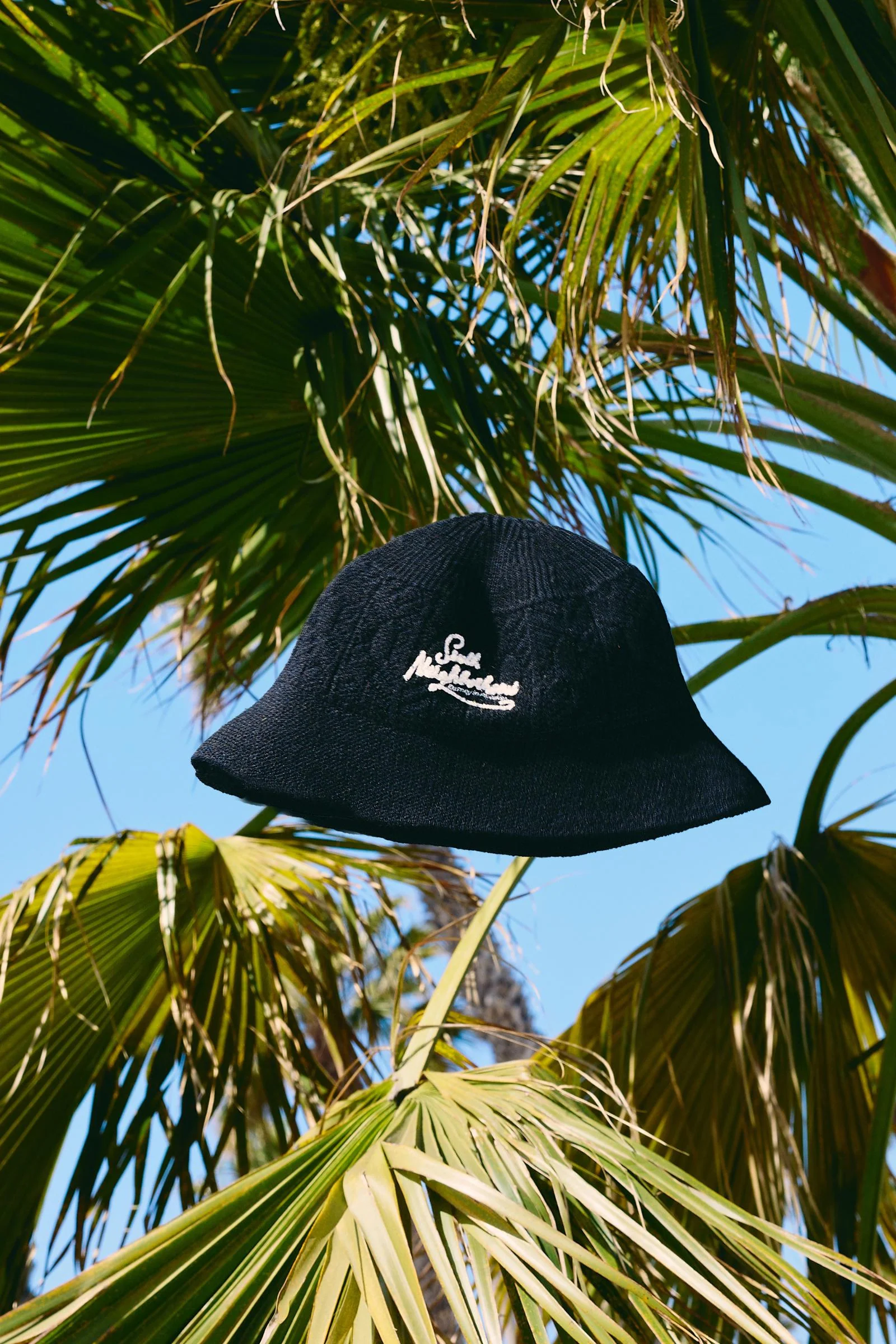 6Th Nbrhd Tiki Bucket Hat Black - Image 5