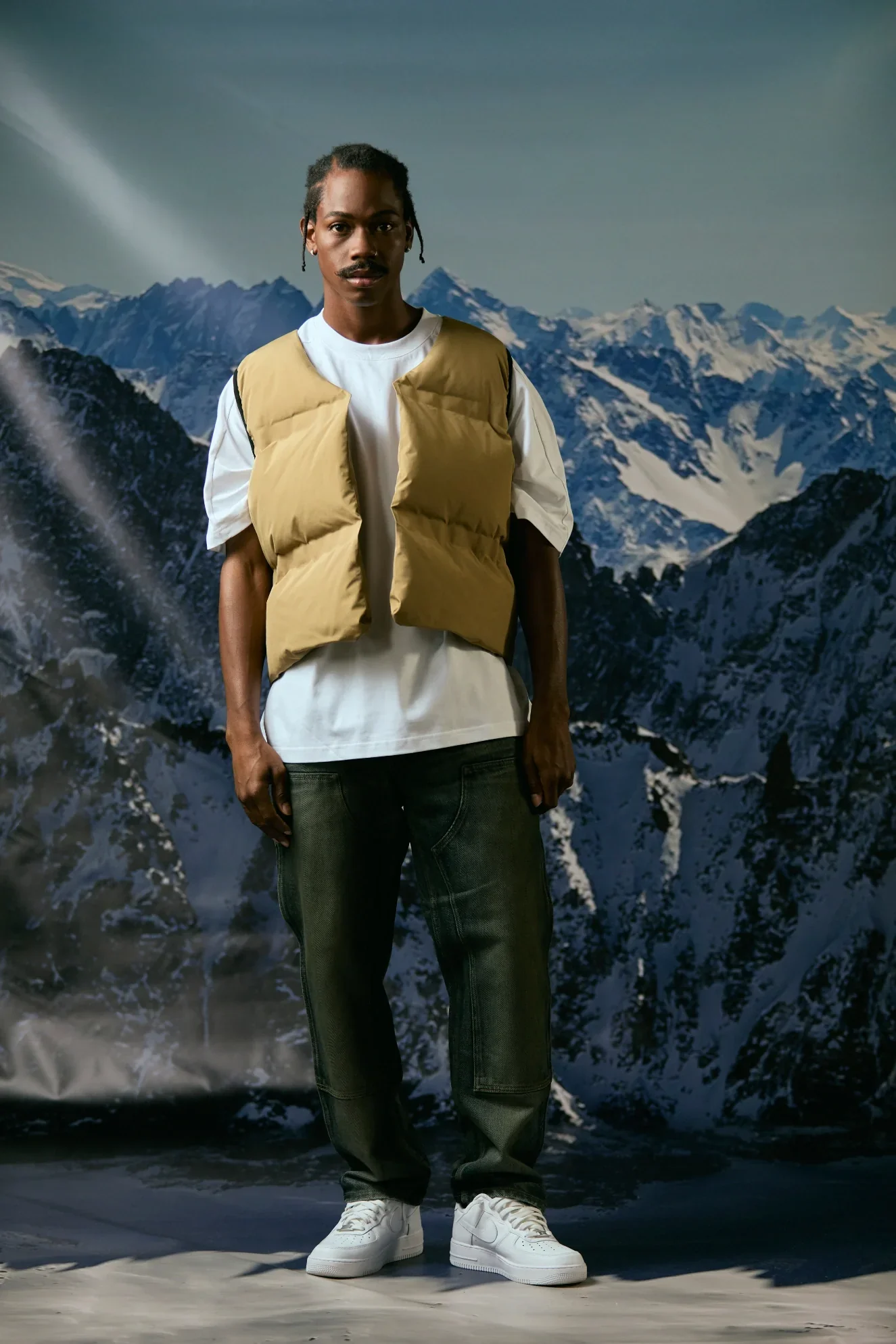 Silnt Chptrs Boxy Vest - Cropped Khaki - Image 8