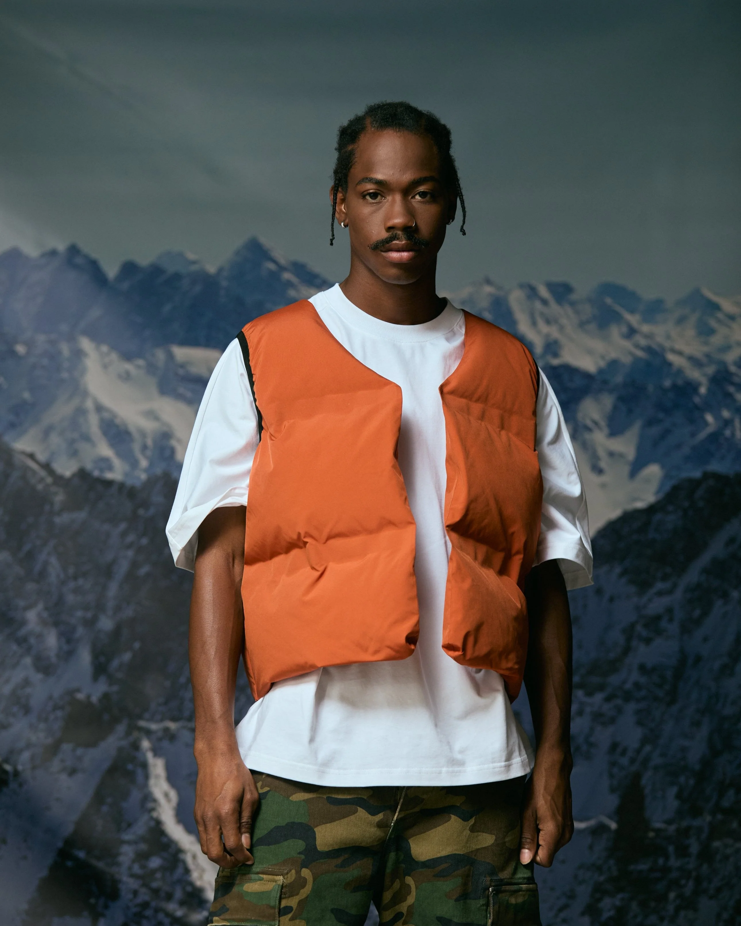 Silnt Chptrs Trophies Vest Orange - Image 4