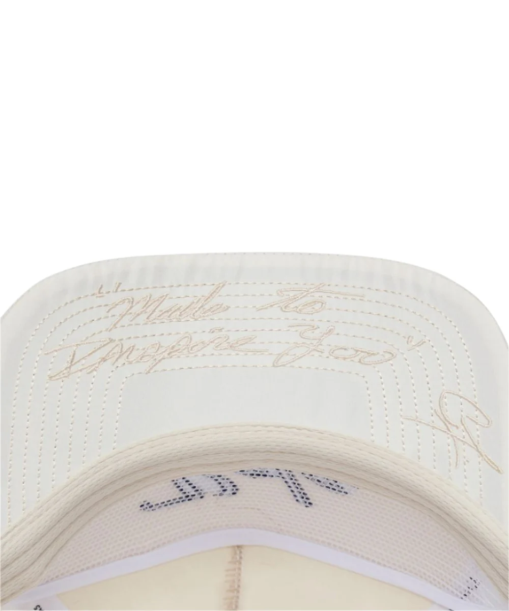 Valabasas Loyalty Snapback-Hat - Embroidered - Image 20