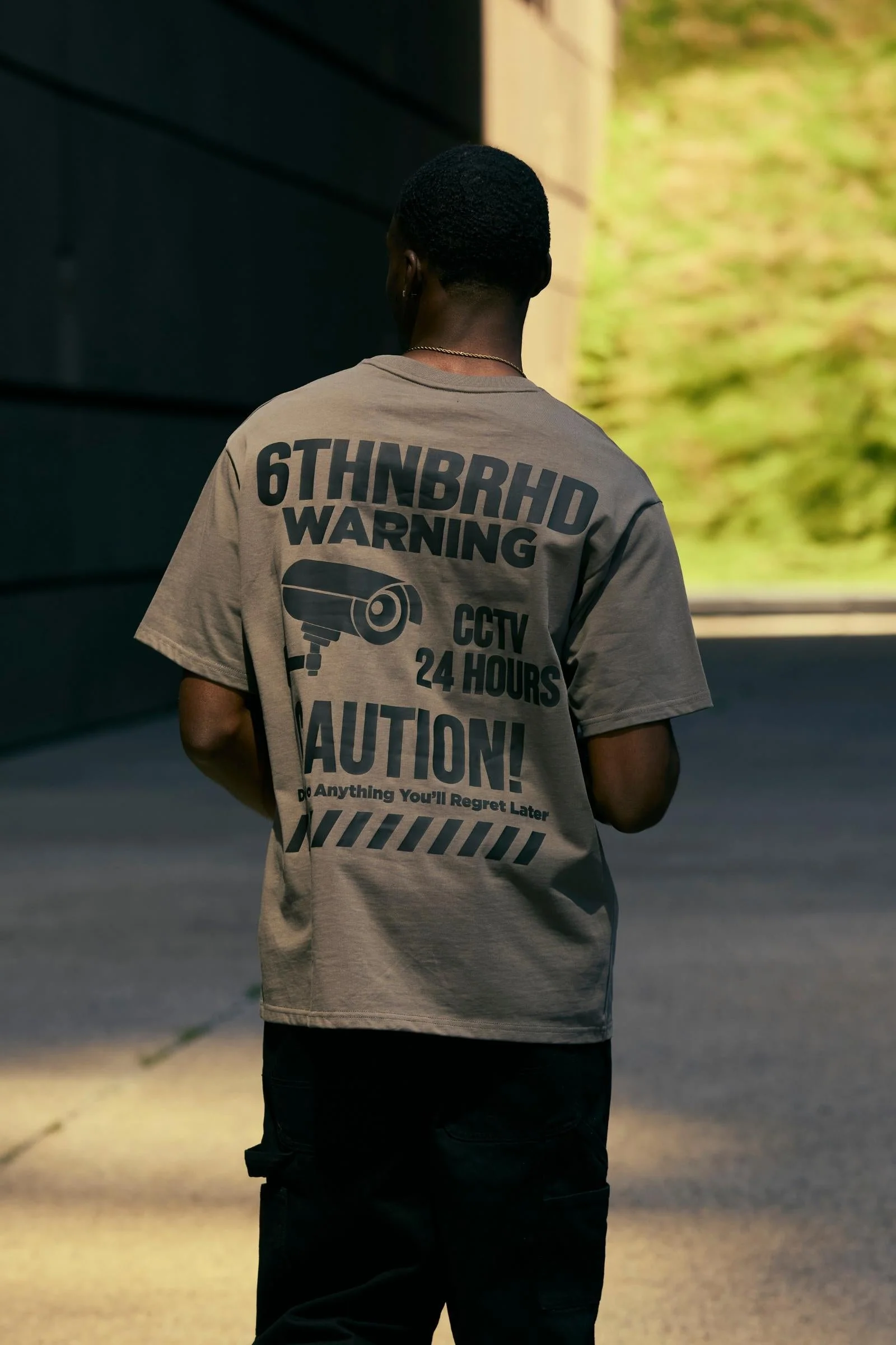 6Th Nbrhd Warning Tee Men's T-Shirt Grey - Image 8